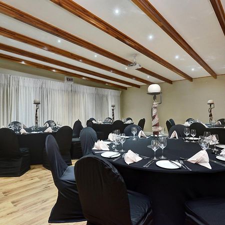 Protea Hotel By Marriott Mahikeng Mafikeng Dış mekan fotoğraf