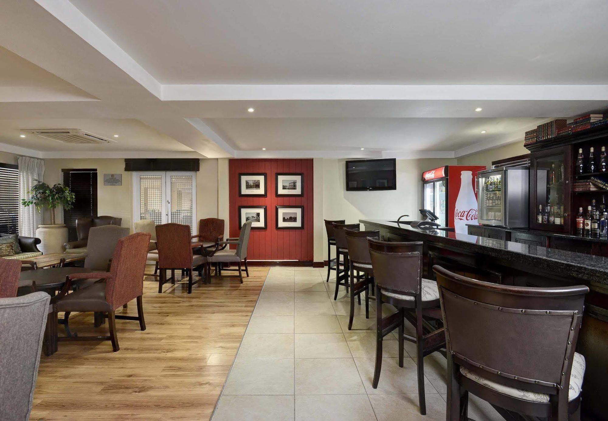 Protea Hotel By Marriott Mahikeng Mafikeng Dış mekan fotoğraf