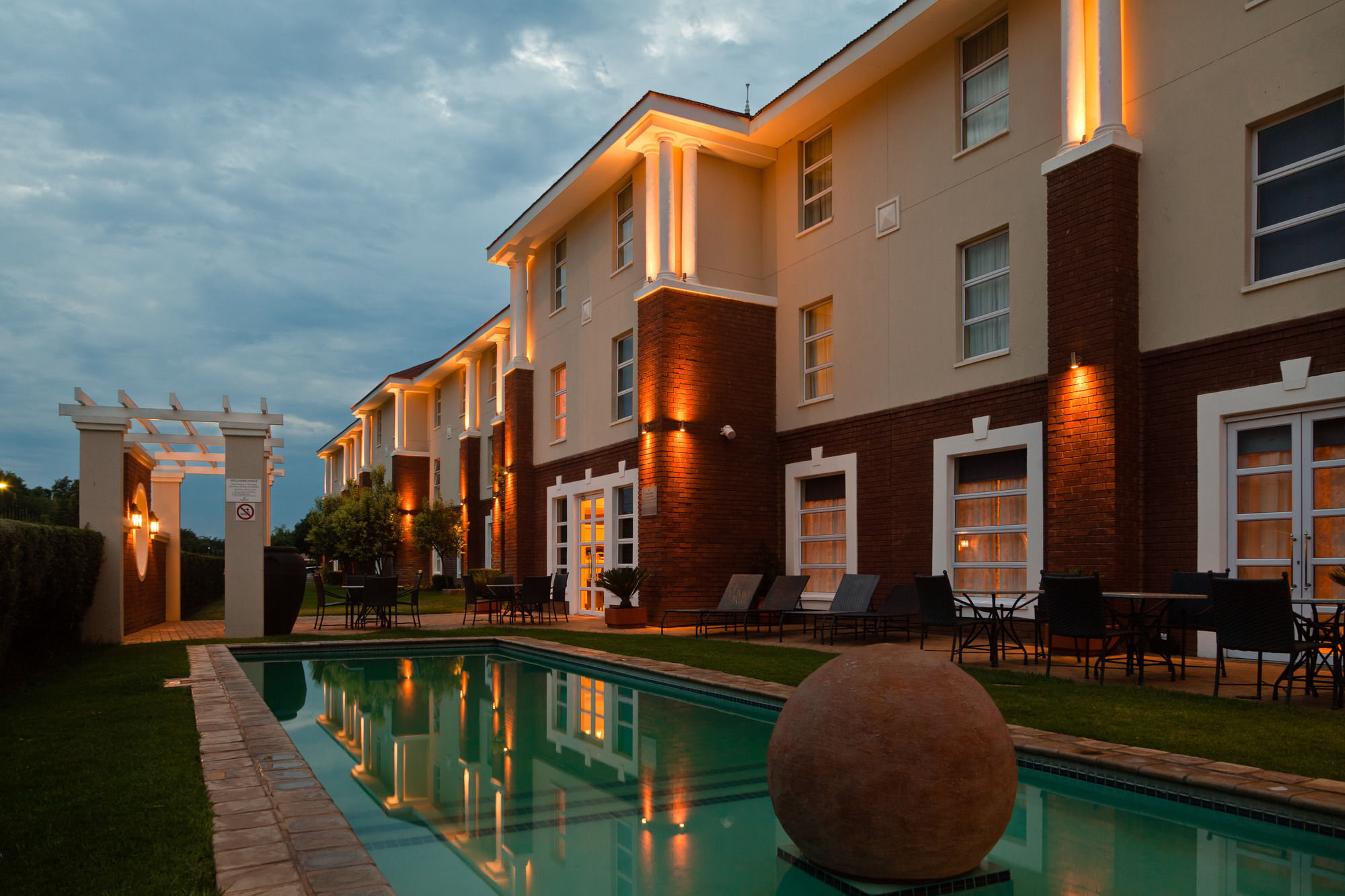 Protea Hotel By Marriott Mahikeng Mafikeng Dış mekan fotoğraf